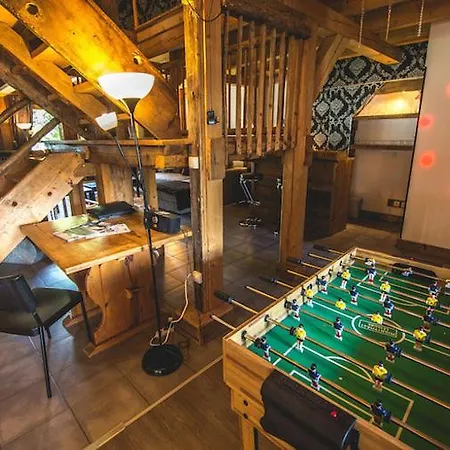 Pomet Chalet